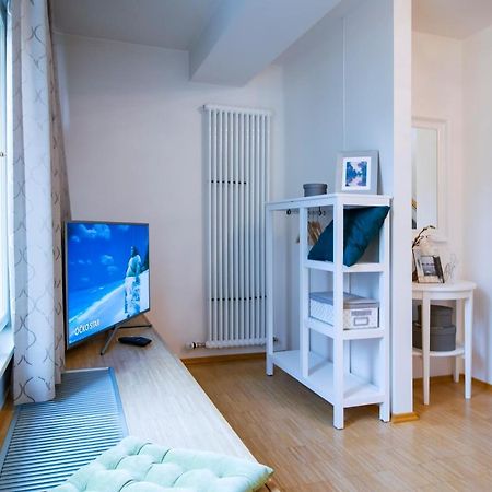 Modern Apartment Charvatova 프라하 외부 사진