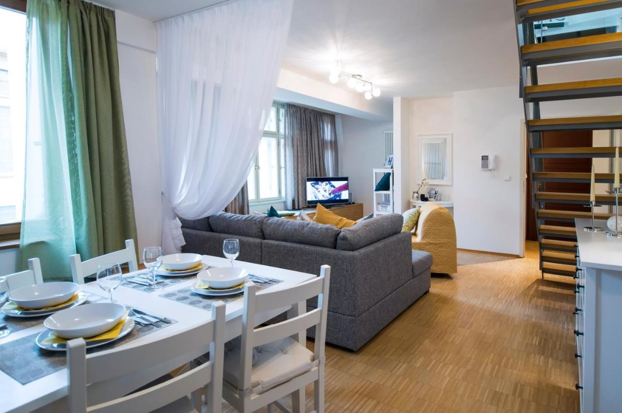 Modern Apartment Charvatova 프라하 외부 사진